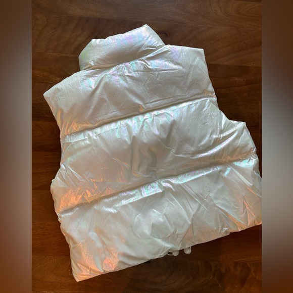 Petal & Pup, Emory Puffer Vest, White, Small, NWT - Picture 5 of 5